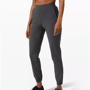 LULU LEMON Adapted State Joggers Women's Size 6